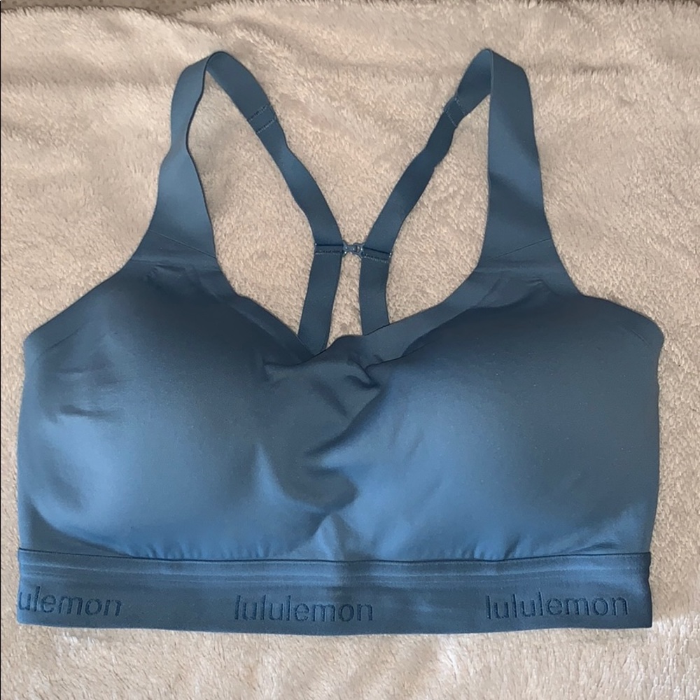 🍋 Lululemon Bra - Picture 3 of 4